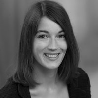 
                                                Porträtfoto von Katharina Erbes
                                            